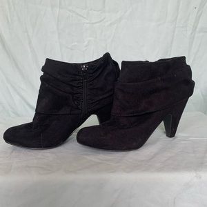 Heeled booties